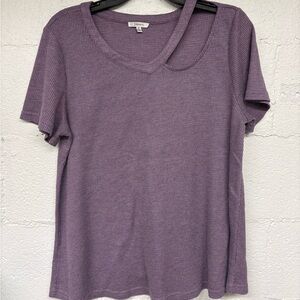 JODIFL Lavender Ribbed V-Neck Short Sleeve Top